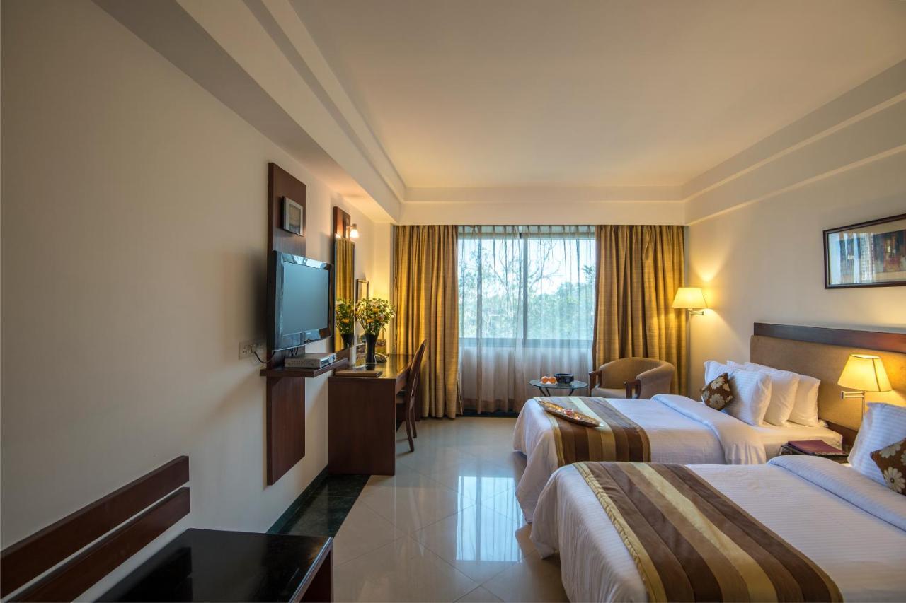 Park Ornate Hotel Viman Nagar Pune Extérieur photo